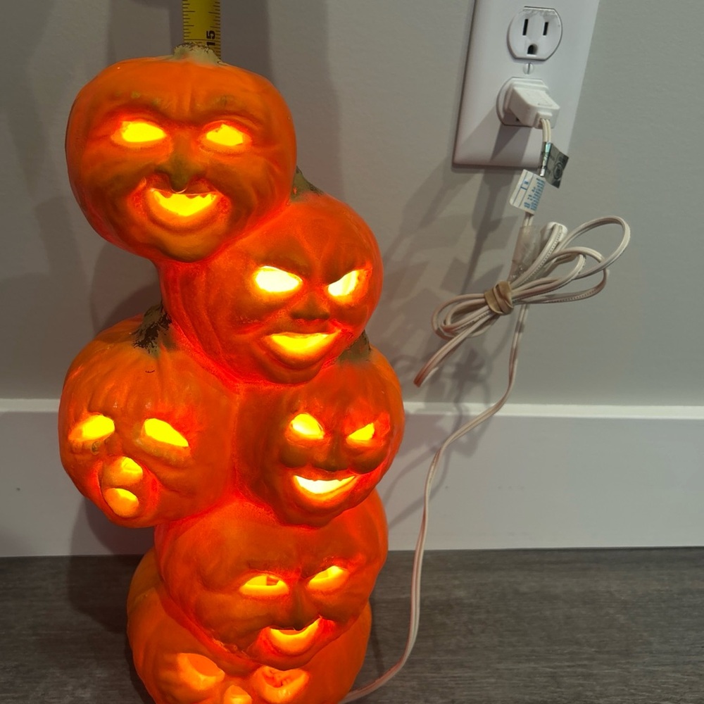 Vintage Gemmy 6 Stacked Foam Blow Mold Halloween Jack-O-Lanterns Light Up - Picture 3 of 10